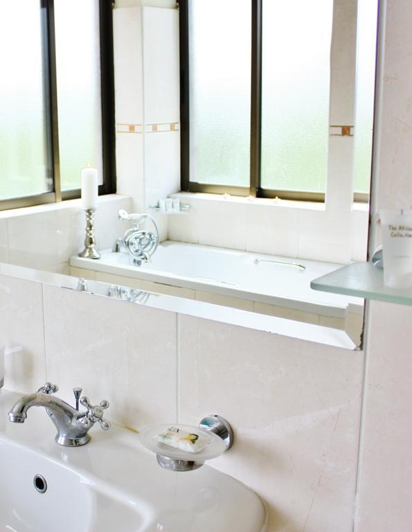 Gemsuites Serviced Apartments State House Найроби Стая снимка