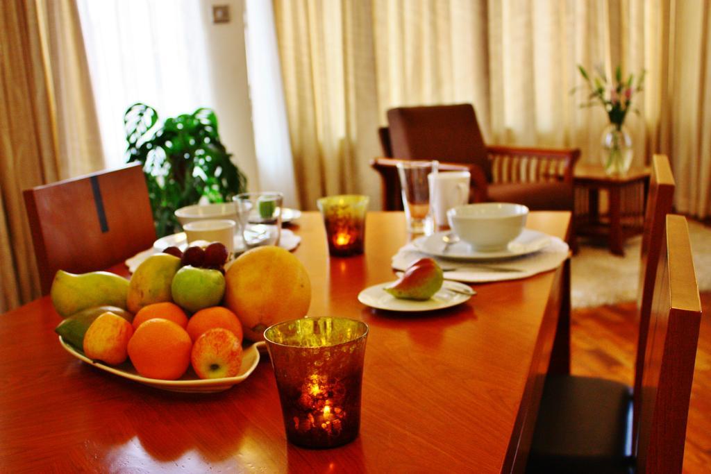 Gemsuites Serviced Apartments State House Найроби Стая снимка