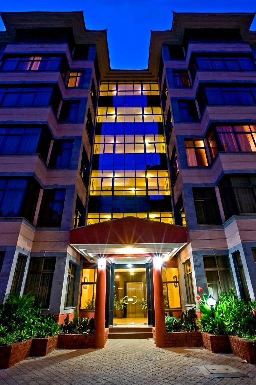 Gemsuites Serviced Apartments State House Найроби Екстериор снимка