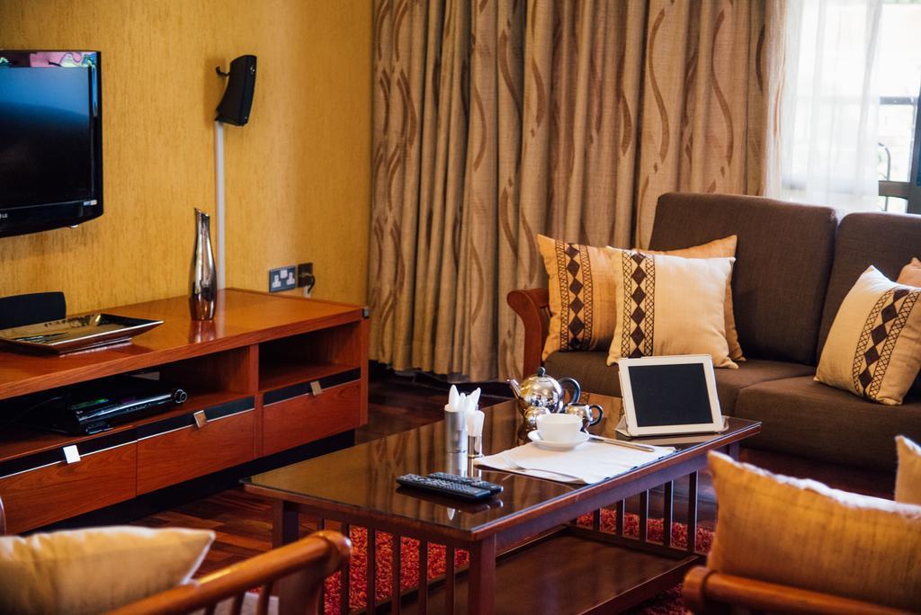Gemsuites Serviced Apartments State House Найроби Екстериор снимка